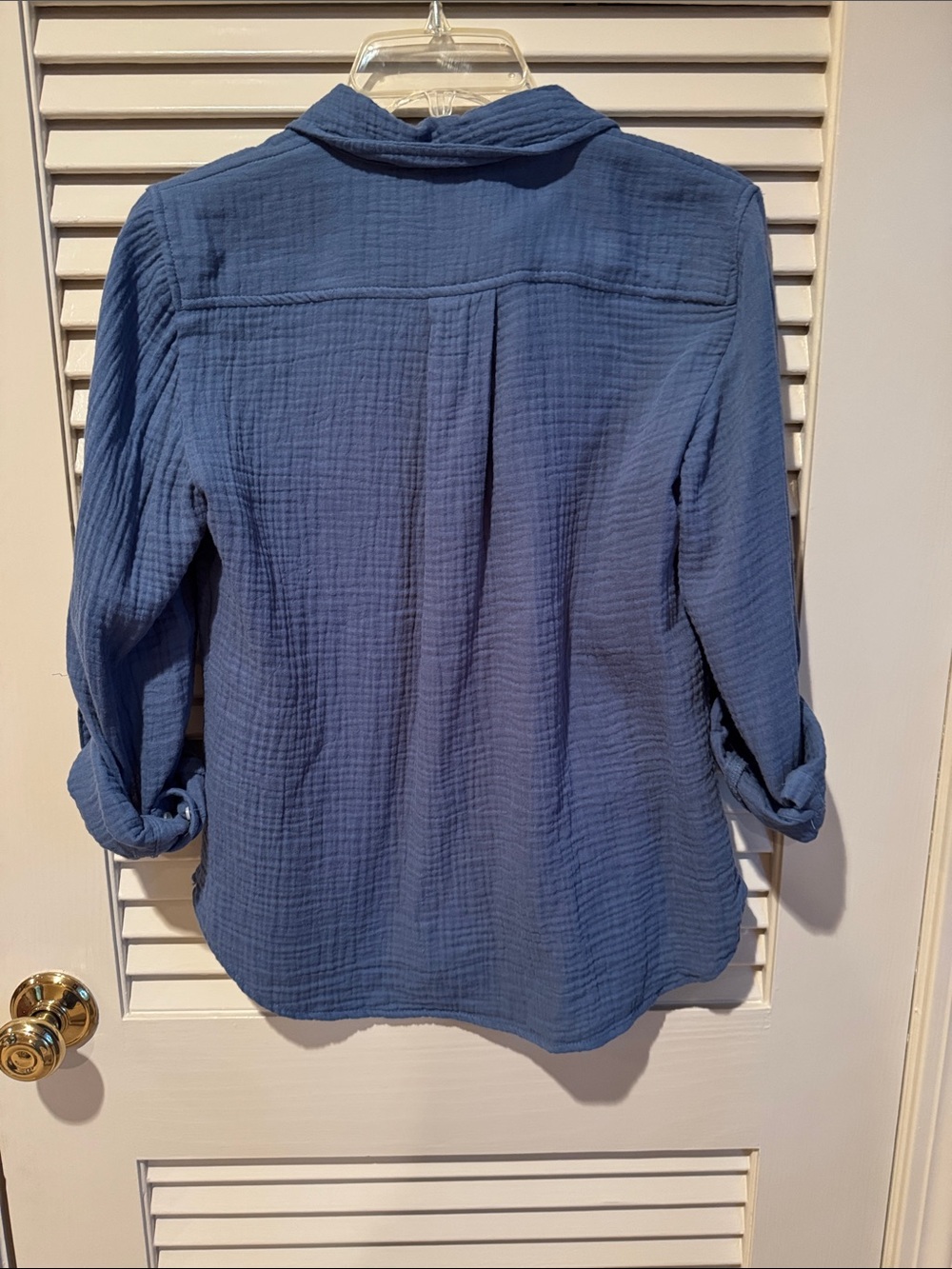 Talbots Small Petite Light Blue Textured Button-Up Top With Tab Sleeve - Picture 3 of 8